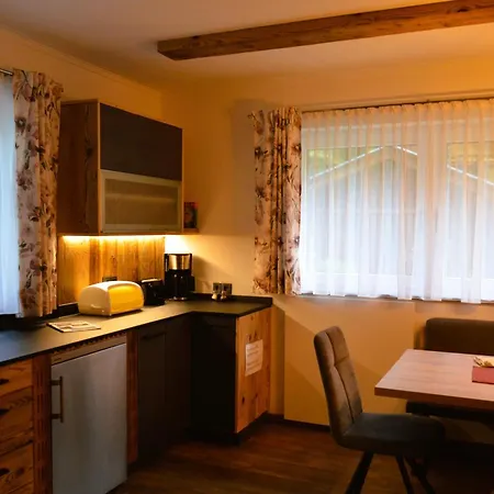 Rohrmoser Mit 2 Schlafzimmern Appartement Hüttschlag
