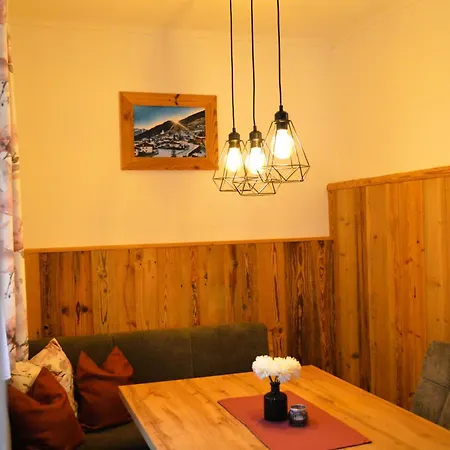 Rohrmoser Mit 2 Schlafzimmern