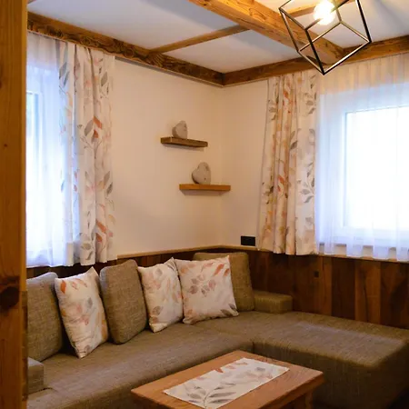 Rohrmoser Mit 2 Schlafzimmern Apartmán *