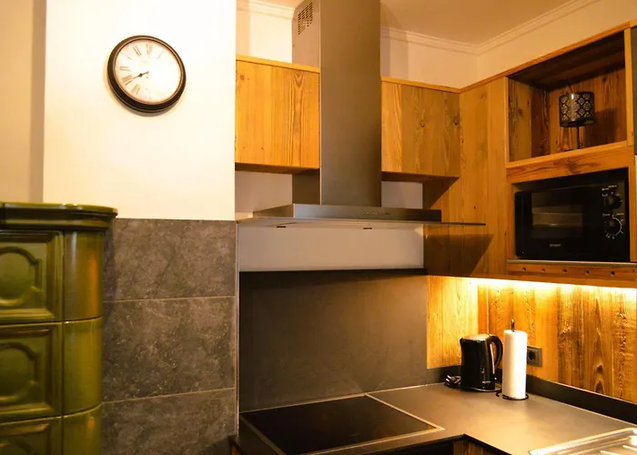 Rohrmoser Mit 2 Schlafzimmern 公寓 Hüttschlag