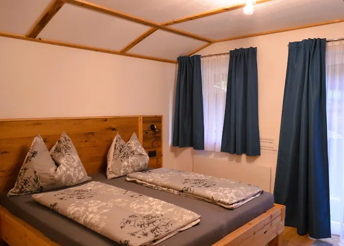 Appartement Rohrmoser Mit 2 Schlafzimmern Hüttschlag